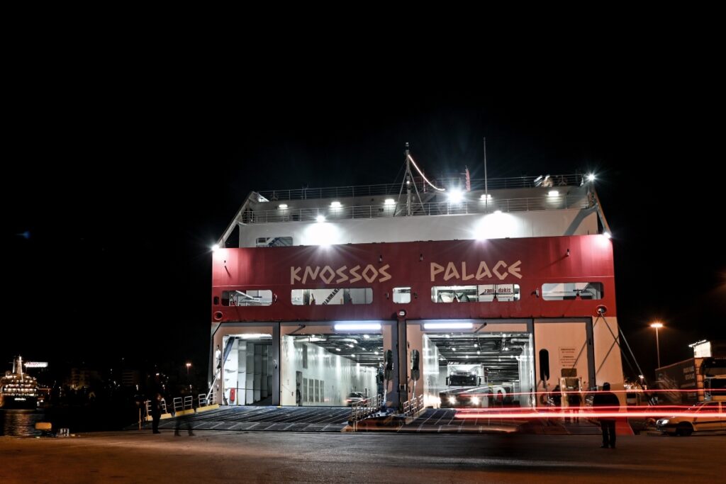 Απαγορευτικό απόπλου: Τα 9 μποφόρ κρατούν δεμένα τα πλοία – Ποιες γραμμές είναι κλειστές