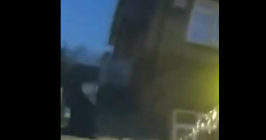 Βρετανία: Αστυνομικός χρησιμοποίησε taser και άφησε τετραπληγικό 61χρονο – Το σοκαριστικό βίντεο