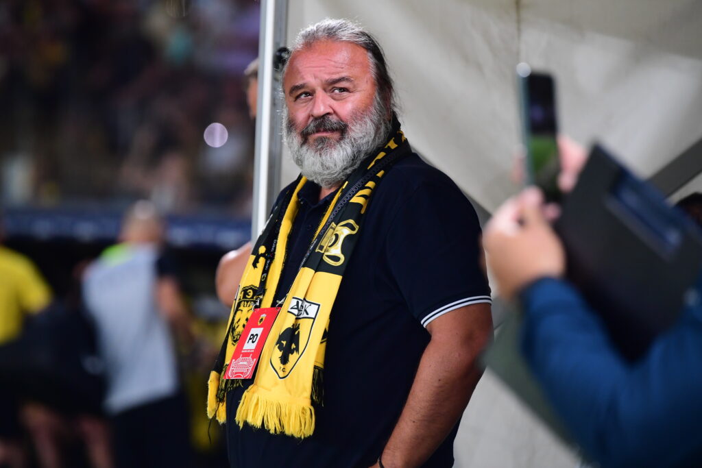 SuperLeague: Πρόστιμο 3.000€ και απαγόρευση παρουσίας στον Μάριο Ηλιόπουλο στον αγώνα με τον Πανσερρ