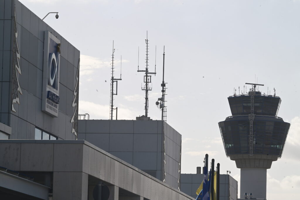 Νέο τεχνικό πρόβλημα σε ραντάρ στο «Ελευθέριος Βενιζέλος», αναμένονται καθυστερήσεις σε πτήσεις