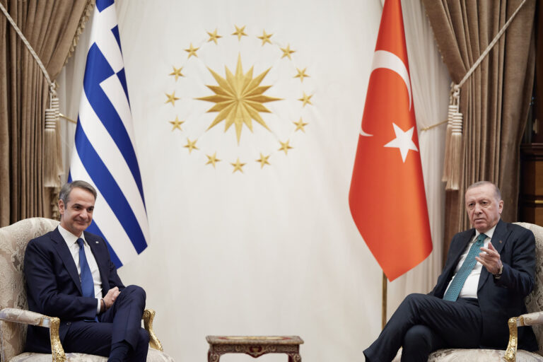 Τουρκικός Τύπος για συνάντηση Μητσοτάκη-Ερντογάν: «Με καλή πίστη όλα λύνονται» – Ποια τα πολιτικά μηνύματα