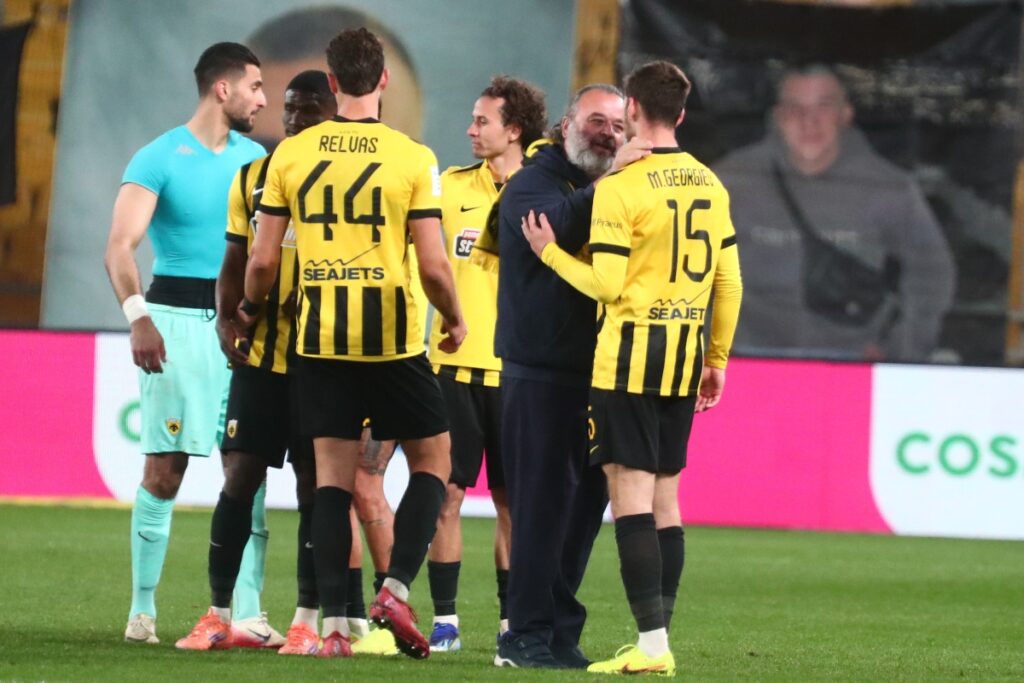 Super League: Επιστροφή στην κορυφή με 4-0 επί του Λεβαδειακού η ΑΕΚ – Επιβλητική εμφάνιση της «Ένωσης» [Βίντεο]