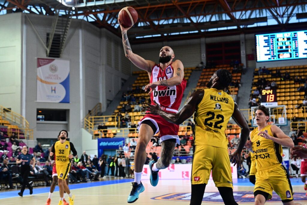 Μαρούσι – Ολυμπιακός 67-91: Με… περίπατο στον τελικό του Κυπέλλου οι «ερυθρόλευκοι»