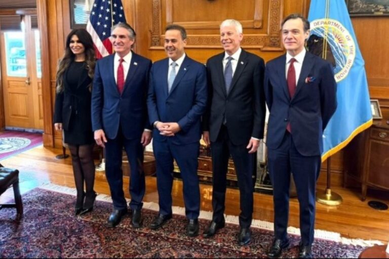 Τριμερής Παπασταύρου με Μπέργκαμ και Ράιτ στην Ουάσινγκτον: Σε πρώτο πλάνο η εμβάθυνση της ενεργειακής συνεργασίας Ελλάδας-ΗΠΑ