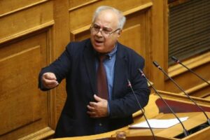 ΠΑΣΟΚ: Εκτός Κ.Ο. ο βουλευτής Λέσβου, Παναγιώτης Παρασκευαΐδης