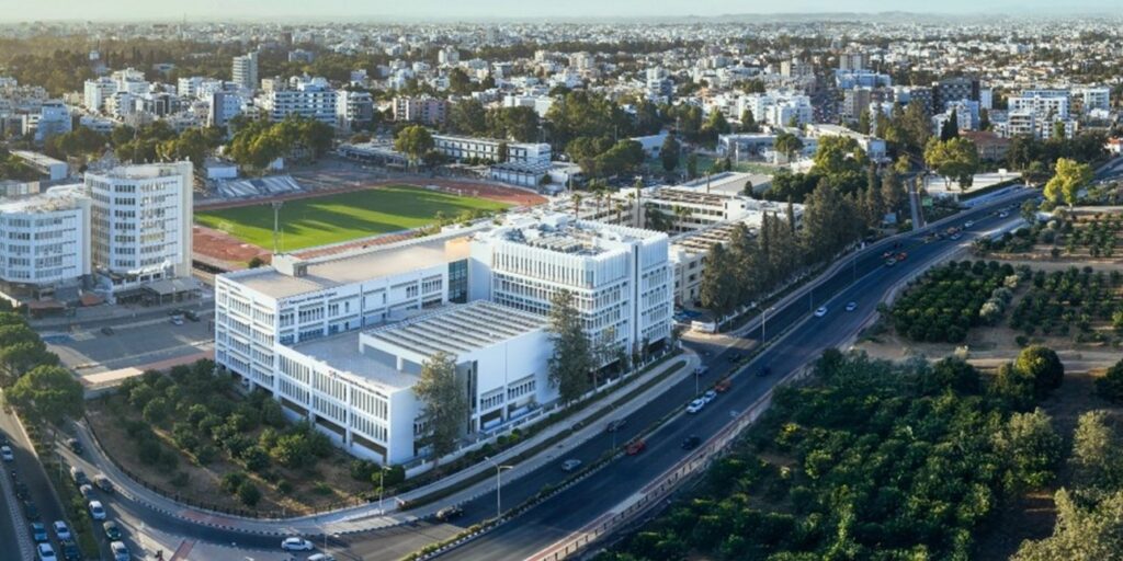 Στην Ελλάδα το Ευρωπαϊκό Πανεπιστήμιο Κύπρου – Κατατέθηκε η αίτηση για παράρτημα στην Αθήνα – Ποιες σχολές θα λειτουργούν