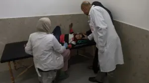 Οι Γιατροί Χωρίς Σύνορα ανέστειλαν την παροχή «μη αναγκαίων» ιατρικών υπηρεσιών σε μεγάλο νοσοκομείο της Γάζας