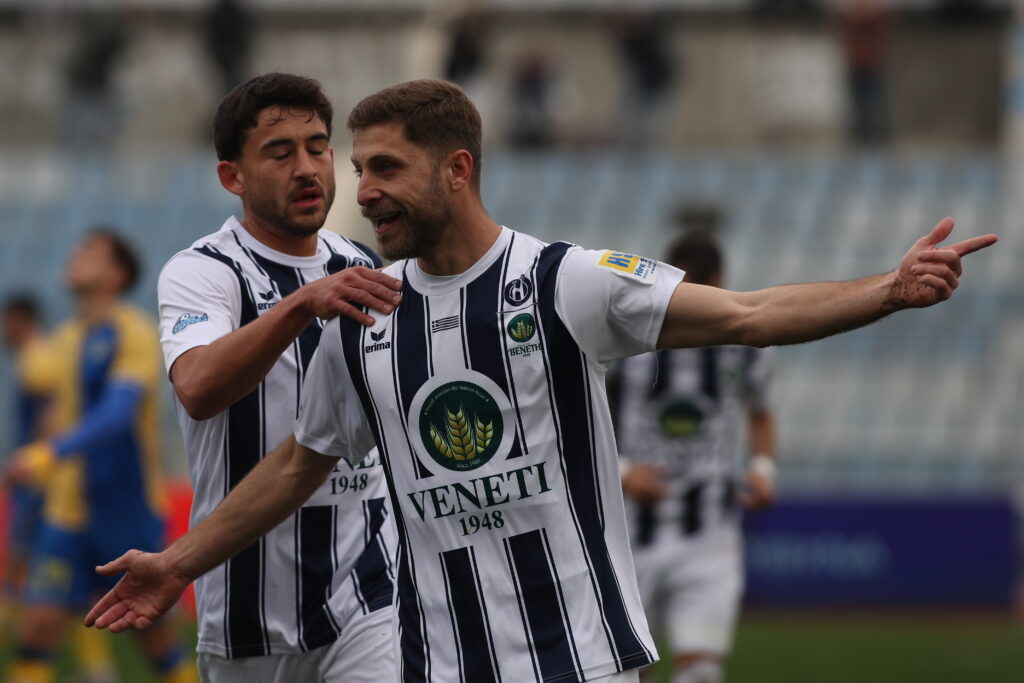 Super League 2: Άλμα ανόδου ο Ηρακλής – Τα αποτελέσματα της πρεμιέρας των Play off&Play out