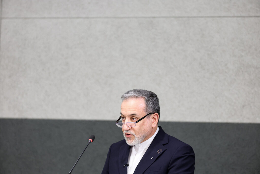 Ιρανός ΥΠΕΞ: Είμαστε έτοιμοι να απαντήσουμε με ένταση εάν οι ΗΠΑ κλιμακώσουν, εκείνες θα έχουν την ευθύνη