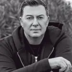 Νίκος Μακρόπουλος: Στο νοσοκομείο με πνευμονία