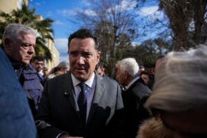 Γεωργιάδης: Δείτε τη γροθιά του γιατρού - Θα ξαναπάω στη Νίκαια και όποιος με εμποδίσει θα υποστεί τον νόμο