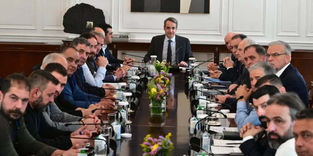 Μητσοτάκης: Αδιαπραγμάτευτη προτεραιότητα η στήριξη της κτηνοτροφίας – «Δεν υπάρχει plan b» – 