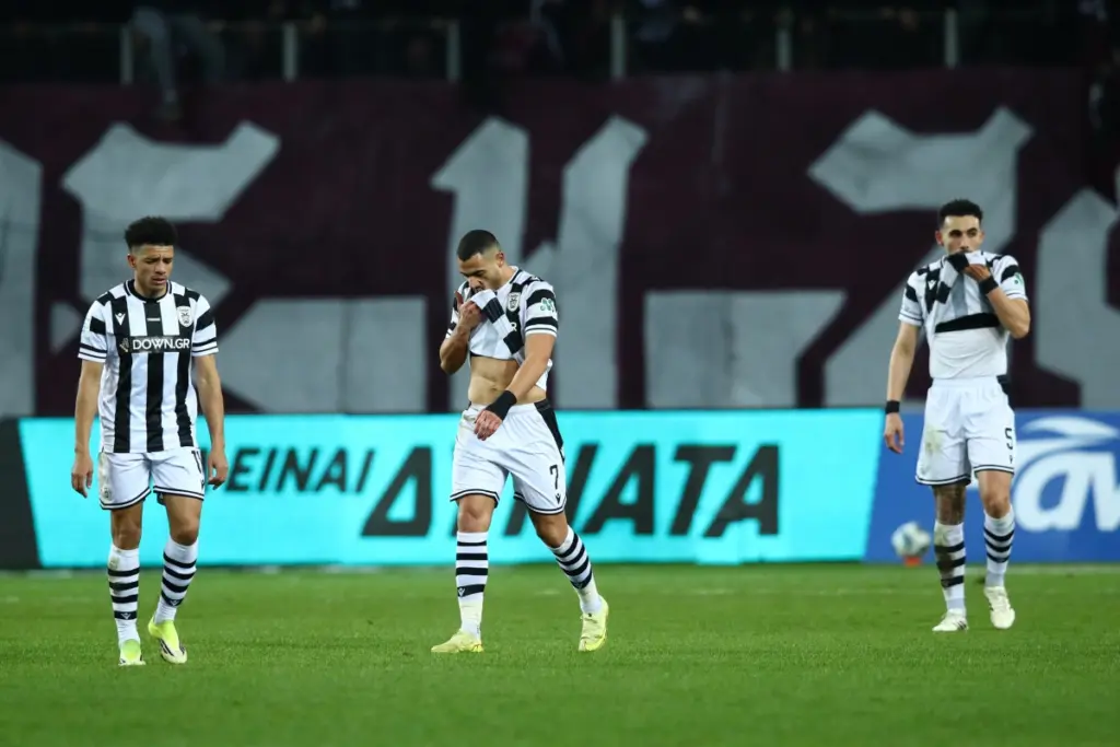 Super League: «Γκέλα» του ΠΑΟΚ μέσα στην Λάρισα – Έμεινε στο 1-1 ο «Δικέφαλος» [Βίντεο]