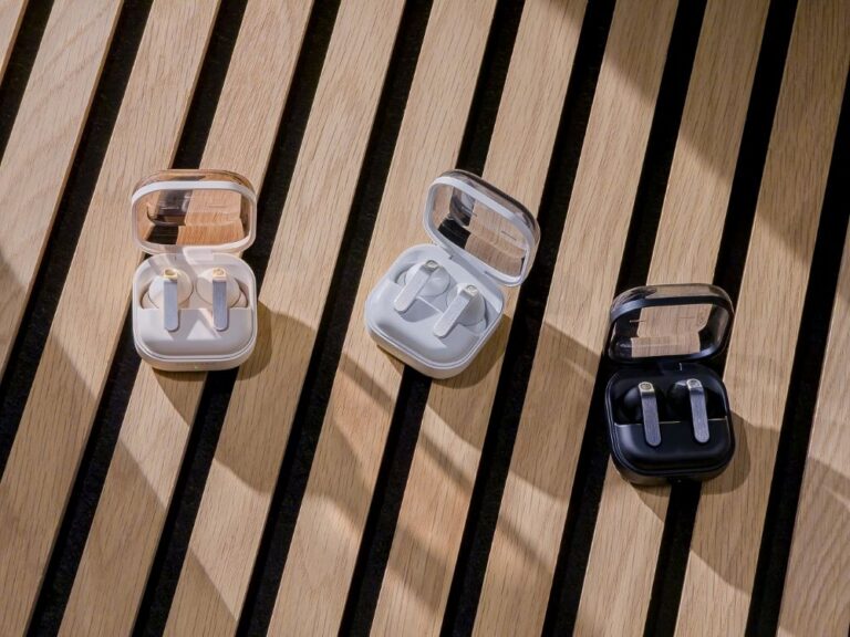 Η Samsung παρουσιάζει τη νέα σειρά Galaxy Buds4 με εξαιρετικό ήχο
