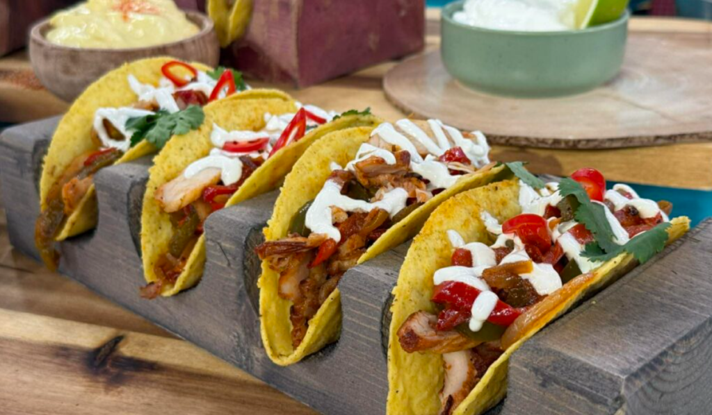 Εύκολα μεξικάνικα tacos με κοτόπουλο και αβοκάντο