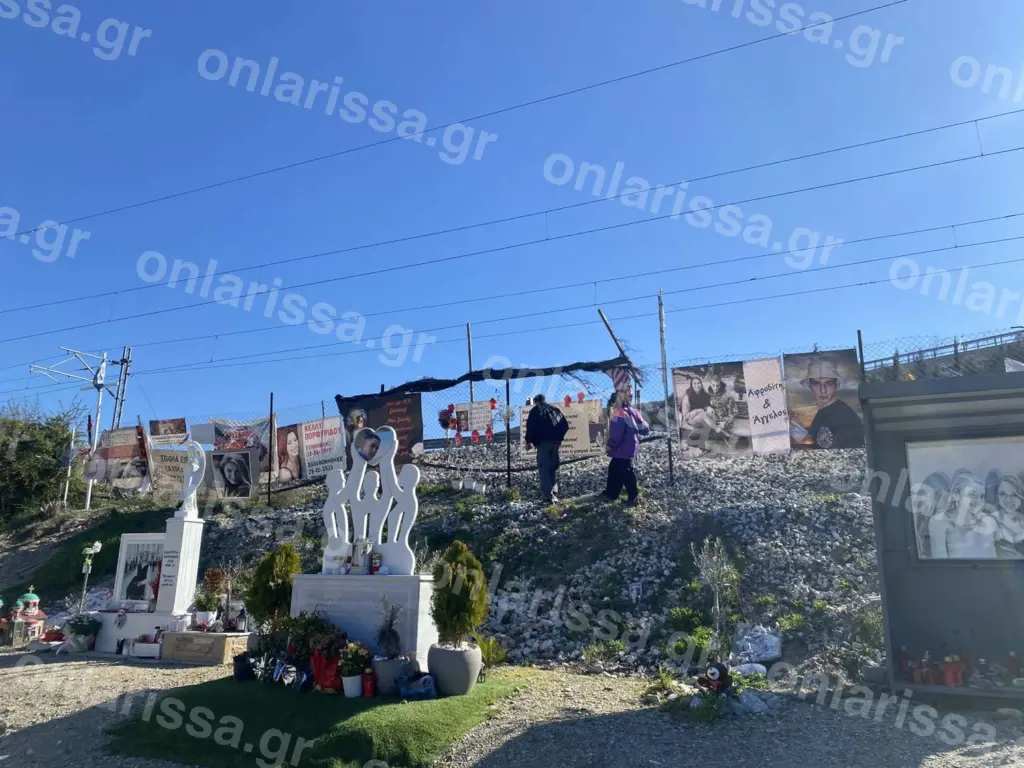 Στα Τέμπη μαθητές από εννέα χώρες για τη φροντίδα των 57 δενδρυλλίων ελιάς στον χώρο του δυστυχήματο