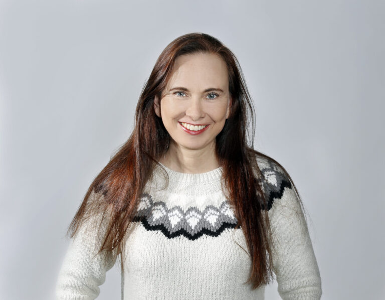 Yrsa Sigurðardóttir στον ΕΤ: «Η αγάπη είναι εύκολη, οι σχέσεις είναι δύσκολες»