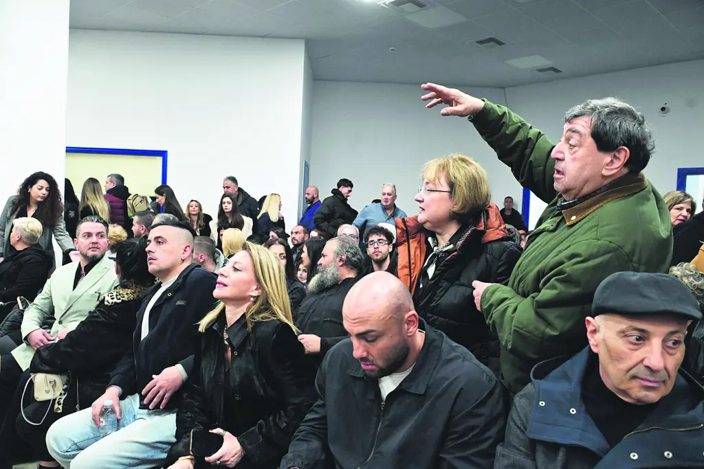 Η ΑΝΕΠΙΘΥΜΗΤΗ ΔΙΚΗ εκθέτει τους κάπηλους