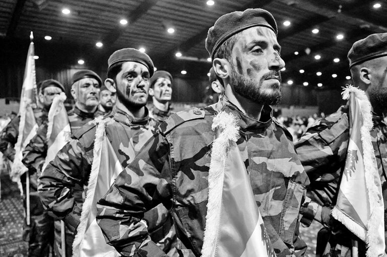 Τι είναι η «μωσαϊκή άμυνα» στην οποία ποντάρει το Ιράν