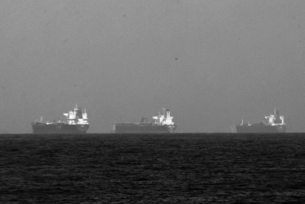Πόλεμος στη Μέση Ανατολή: Πώς επηρεάζεται η ελληνική ναυτιλία