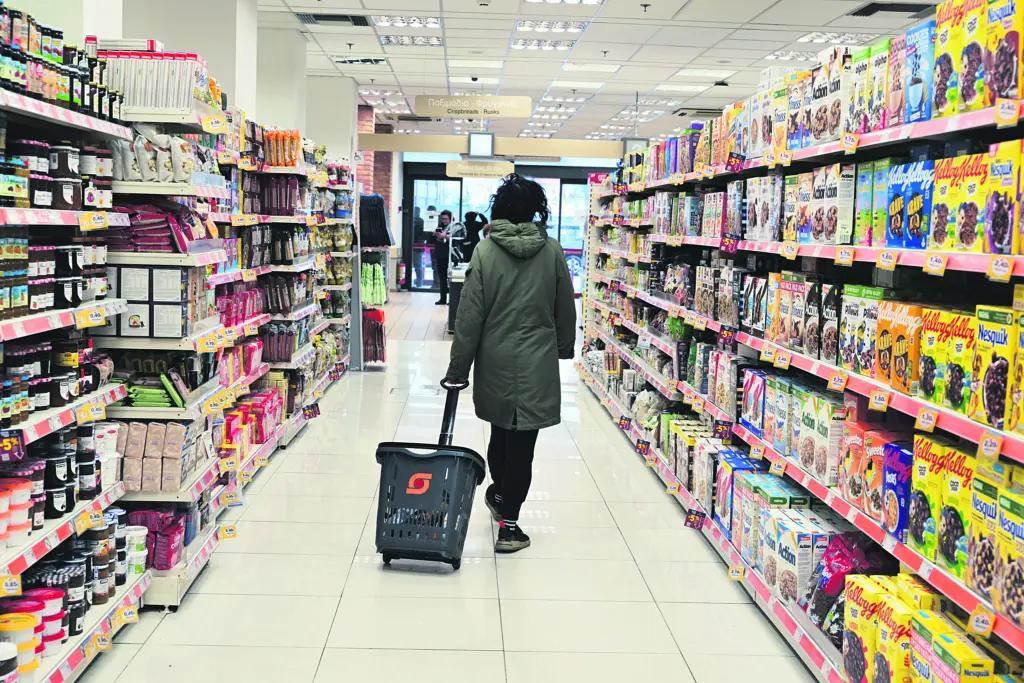 Κερδίζουν συνεχώς πελάτες τα συνοικιακά σούπερ μάρκετ