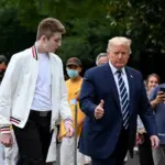 #SendBarron: Οι χρήστες απαιτούν να επιστρατευτεί ο γιος του Τραμπ αν οι Αμερικανοί πολεμήσουν στο Ιράν