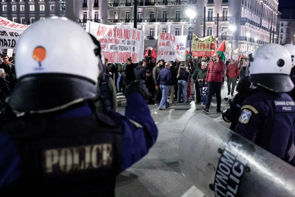 Σε εξέλιξη κυκλοφοριακές ρυθμίσεις στο Σύνταγμα, λόγω συγκέντρωσης διαμαρτυρίας