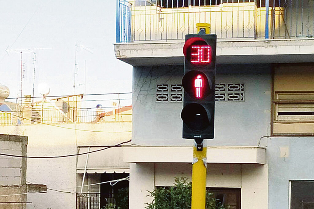 Έξυπνα φανάρια: Μετά τη Θεσσαλονίκη έρχονται και στην Αθήνα