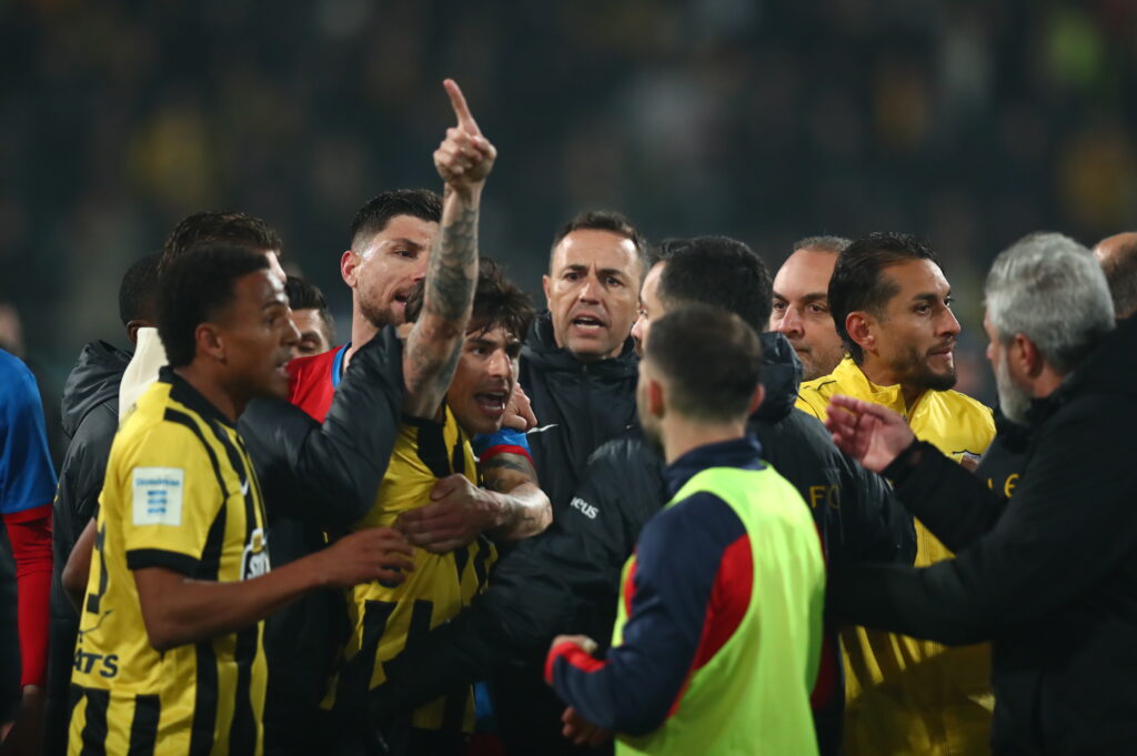 Βόλος – ΑΕΚ 2-2: Γκέλα και διαμαρτυρίες από την Ένωση [βίντεο]