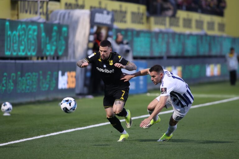 Super League: «Λευκή» ισοπαλία με 0-0 στο Άρης – Ατρόμητος – Οι «κίτρινοι» έχασαν 2 πέναλντι και τώρα… μάχη για τα Playoffs 5-8