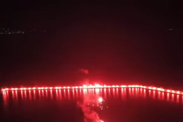 Καλαμάτα: Το εντυπωσιακό show με πυροτεχνήματα πριν τη φιέστα ανόδου στη Super League [Βίντεο]