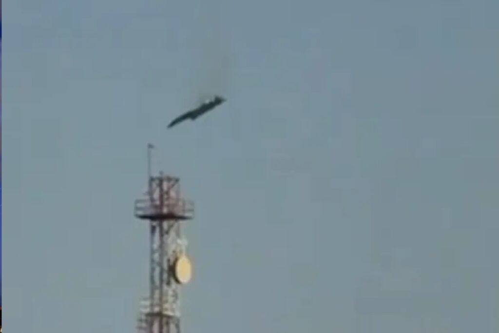 Συγκλονιστικό βίντεο με την πτώση F-15 στο Κουβέιτ – Αμερικανικό λέει το Ιράν