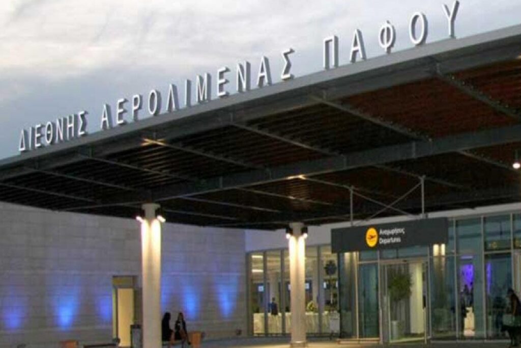 Κύπρος: Συναγερμός στο αεροδρόμιο Πάφου μετά από drone – Εκκενώνεται από επιβάτες και προσωπικό