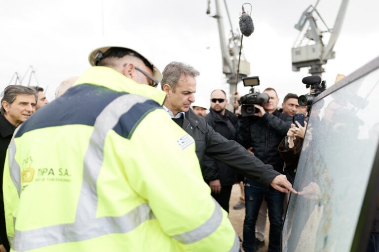 Μητσοτάκης: Με την κατασκευή του 6ου προβλήτα το λιμάνι της Θεσσαλονίκης μετατρέπεται σε έναν διαμετακομιστικό κόμβο