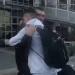 Επέστρεψε στη Θεσσαλονίκη η ομάδα μπάσκετ Κ18 του Άρη που είχε εγκλωβιστεί στο Άμπου Ντάμπι [Βίντεο]