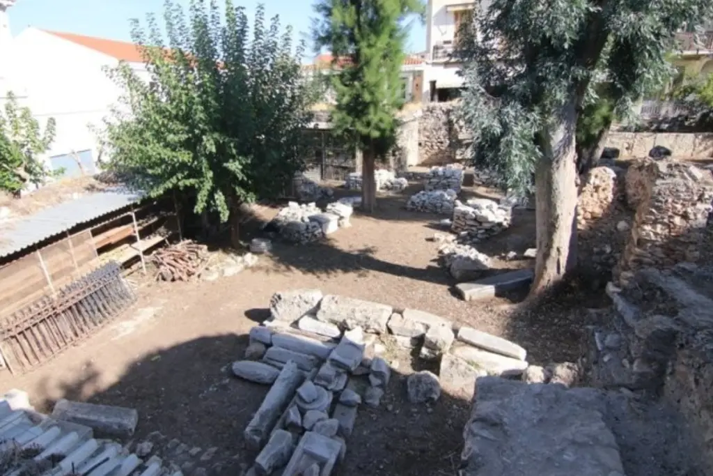 ΥΠΠΟ: Ξεκινά η αποκατάσταση του Μεντρεσέ – Νέα ζωή για το ιστορικό μνημείο στο κέντρο της Αθήνας