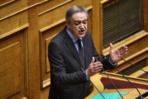 ΠΑΣΟΚ: Τον Πάρι Κουκουλόπουλο προτείνει για Αντιπρόεδρο της Βουλής ο Ανδρουλάκης