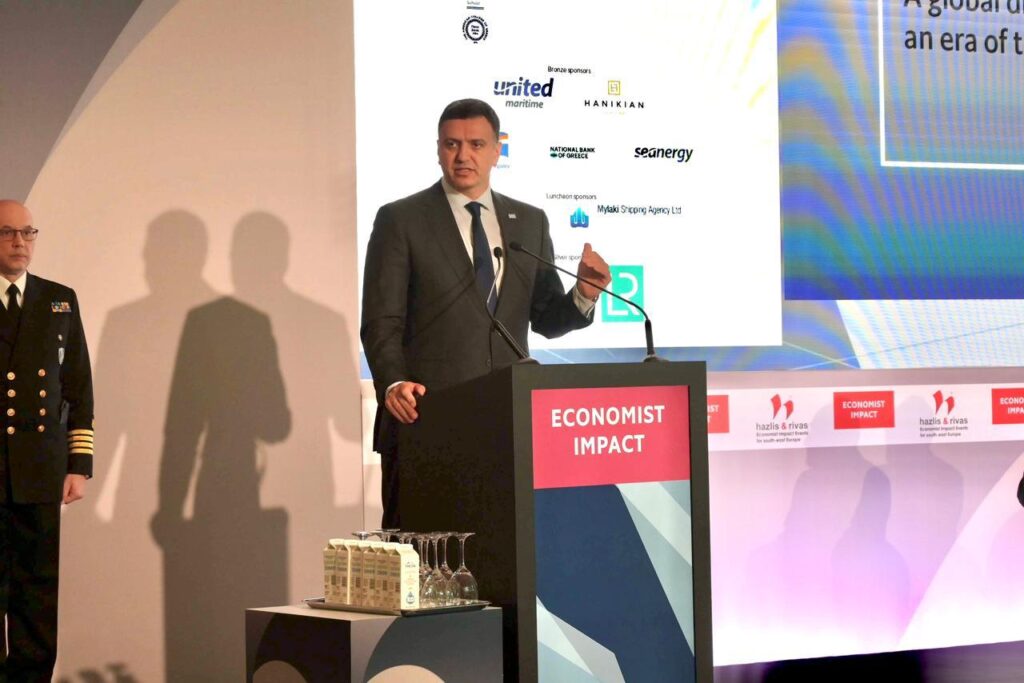 Κικίλιας στο “Economist”: «Η Ευρώπη πρέπει να κινηθεί ταχύτερα για την ανταγωνιστικότητα της ναυτιλίας»