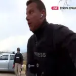 Σύνορα Ισραήλ – Λιβάνου: Η στιγμή που το συνεργείο της ΕΡΤ τρέχει να προστατευτεί από εκρήξεις [Βίντεο]