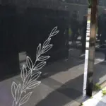 Καισαριανή: Αποκαταστάθηκε η μαρμάρινη πλάκα με τα ονόματα των 200 εκτελεσθέντων