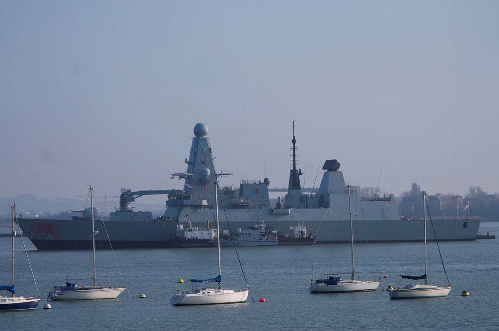 Καθυστερεί η Βρετανία: Το HMS Dragon δεν φεύγει ακόμα για Κύπρο – Δεν εκτοξεύθηκε από το Ιράν το drone στο Ακρωτήρι