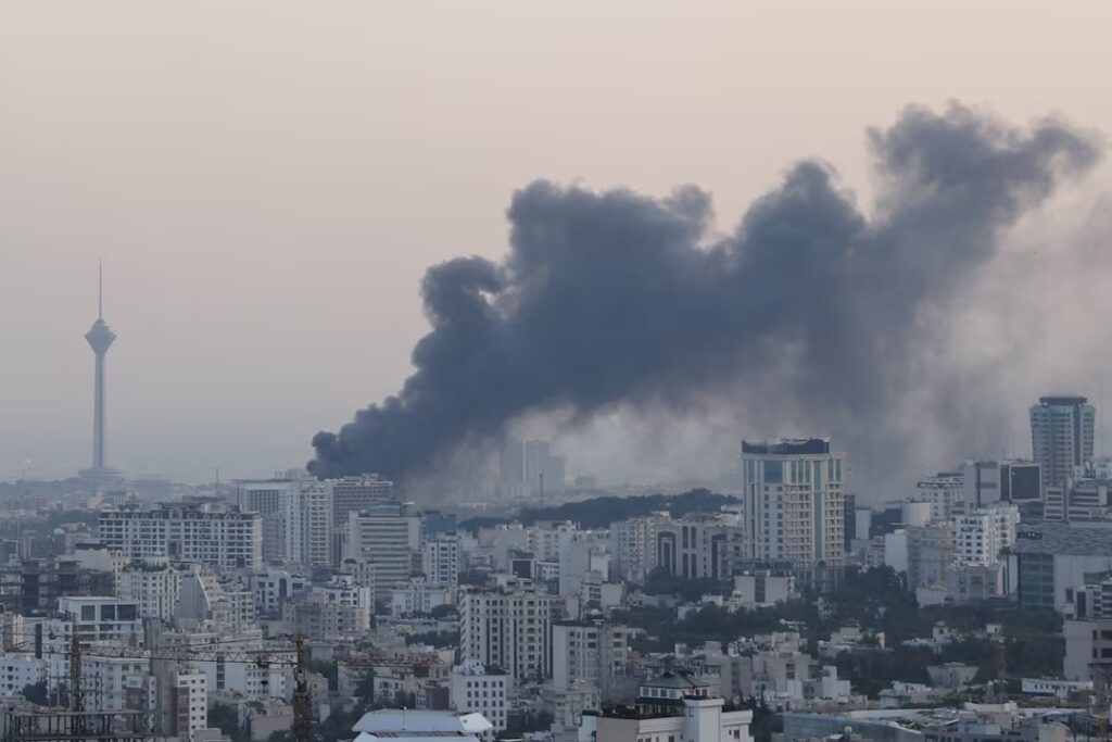 Οι Ισραηλινές Ένοπλες Δυνάμεις εξέδωσαν επείγουσα προειδοποίηση εκκένωσης στο νότιο Λίβανο – Οι ΗΠΑ κλείνουν την πρεσβεία τους στη Βηρυτό