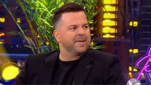 Νίκος Απέργης: «Τώρα τελευταία δεν είμαι τόσο “καλό παιδί”, έγινα πιο επαγγελματίας»