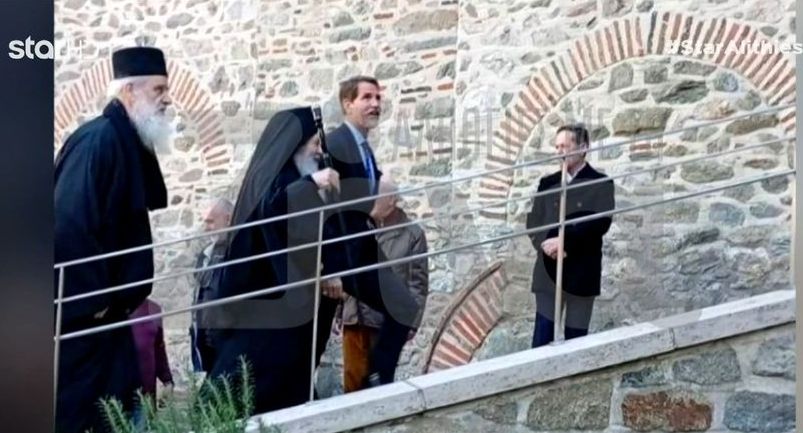 Καρέ καρέ η επίσκεψη του Παύλου Ντε Γκρες στο Άγιο Όρος [Εικόνες, βίντεο]