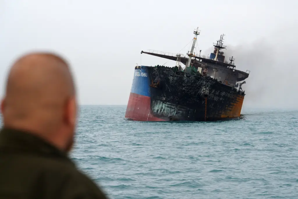 Πετρέλαιο: Οι επιθέσεις σε δεξαμενόπλοια στον Κόλπο και το «μπλόκο» στα Στενά του Ορμούζ πυροδοτούν 
