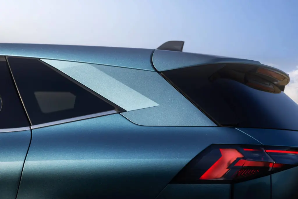 Υβριδικό SUV της Renault με εντυπωσιακή εμφάνιση και πορτμπαγκάζ 624 lt – Έχει 1.000 km αυτονομία