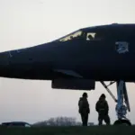 Μέση Ανατολή: Οι ΗΠΑ προετοιμάζονται για χερσαία επέμβαση στο Ιράν – Επίθεση της Τεχεράνης στη βάση Ντιέγκο Γκαρσία στον Ινδικό Ωκεανό