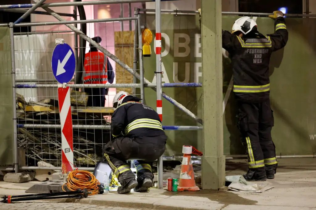 Τέσσερις νεκροί από κατάρρευση σκαλωσιάς στη Βιέννη