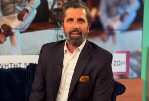 Θανάσης Βισκαδουράκης: Έκπληξη γενεθλίων στις πρόβες του J2US - Δεν φαντάζεστε πόσο χρονών έγινε