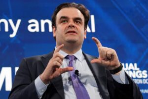 Πιερρακάκης στο Reuters: Η Ευρώπη πρέπει να δράσει γρήγορα για να προστατευτεί - «Iσχυρή και ανθεκτική» η ελληνική οικονομία με ανάπτυξη κοντά στο 2%